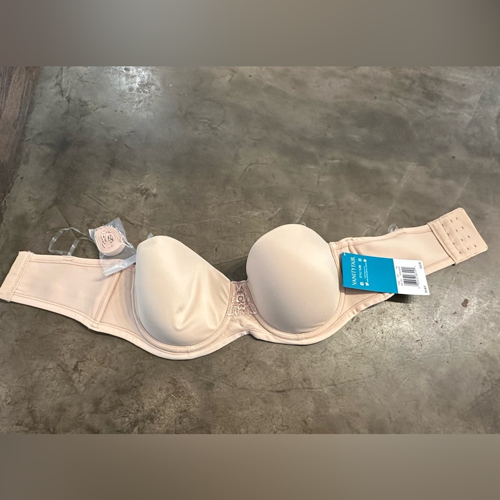 NWT Vanity Fair Strapless Convertible Bra